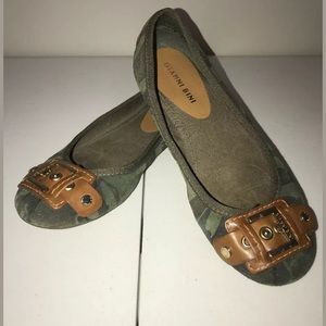 Gianni Bini Ballet Flats Size 6